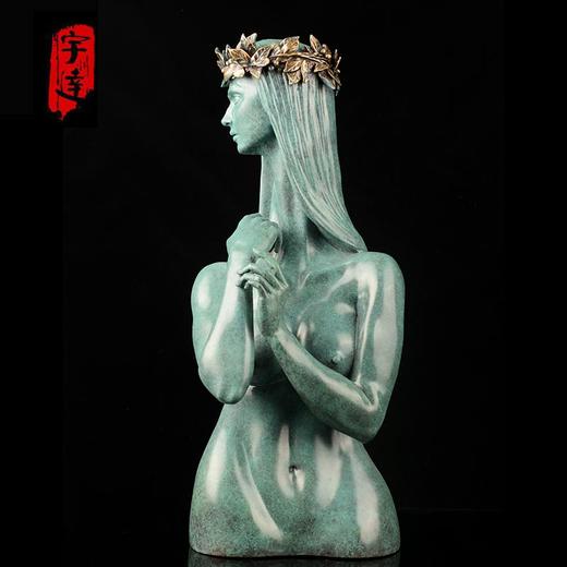 宇达青铜文化 限量12版  名家雕塑艺术品 《高等动物之叶冠女子》 作者：毛锎  高50cm 商品图0