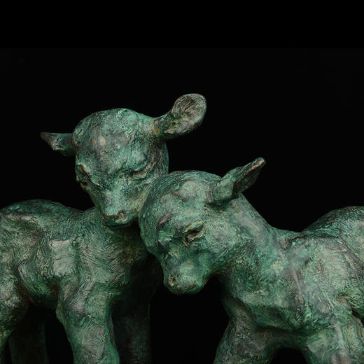 宇达青铜全铜摆件 秦璞作品《双羊》限量99版  艺术装饰摆件  高30cm 商品图3