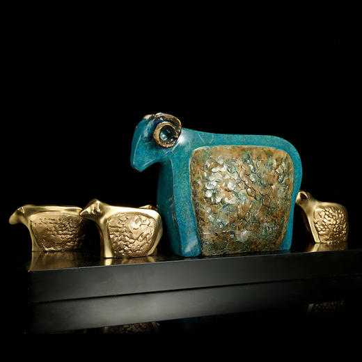 宇达青铜摆件 十二生肖羊《吉祥绵长·福驻安康》创意 装饰工艺摆件  高18.5cm 商品图4