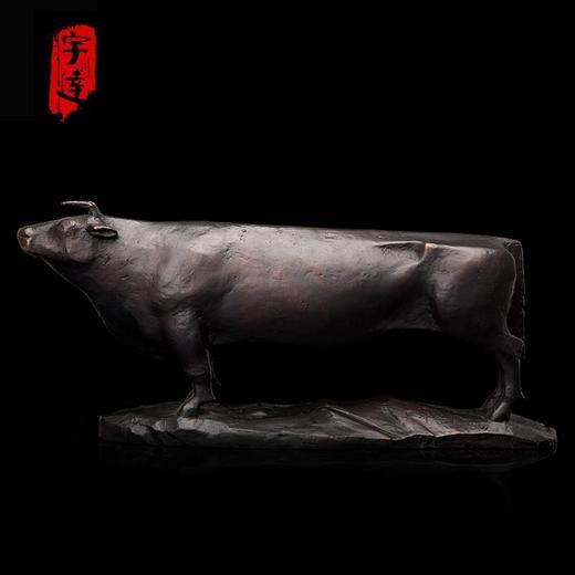 宇达青铜摆件  限量99件 
 乔迁作品《原野》艺术摆件   长38cm 商品图0