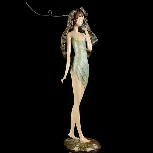 宇达青铜摆件  限量99件  李月作品《佳期如梦》艺术摆件  高29.5cm 商品图1