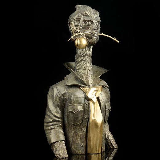 宇达青铜摆件 毛锎作品《高等动物之猴与桃》限量12件 客厅摆件  高44cm 商品图2