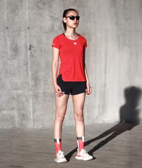 BW赤乌女快干通风窗短袖T恤