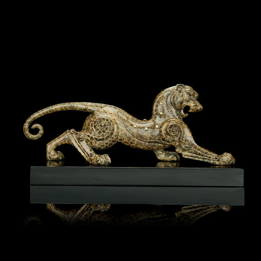 宇达青铜摆件 十二生肖虎《威虎撼山》家居 饰品 工艺摆件  高17cm 商品图2