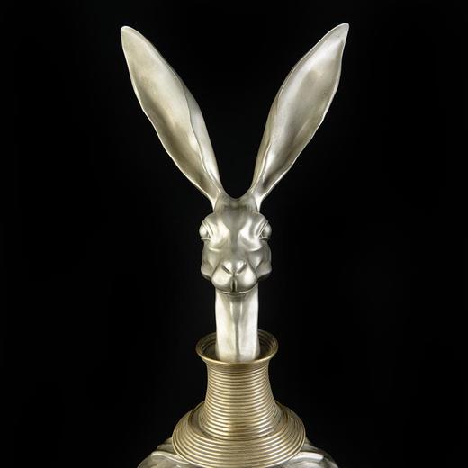 宇达青铜摆件 毛锎作品 《高等动物之兔子先生》 限量12件 艺术摆件  高54cm 商品图3
