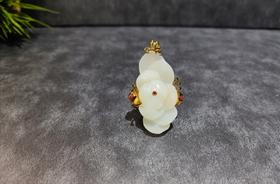 【御珠宫坊】金镶羊脂白玉子料荷花吊坠