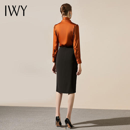 IWY/时尚焦糖色设计感衬衫黑色修身包臀黑色半裙套裙女商务通勤职业装193078B1+193079S2 商品图3