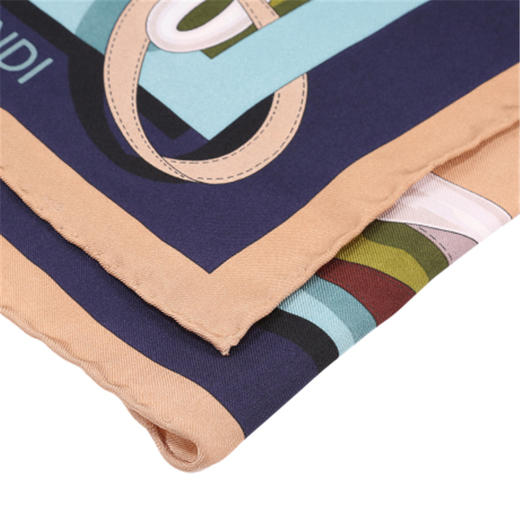 芬迪 FENDI (vetrina) FENDI SCARF 丝巾JPY带授权招加盟代理 商品图2