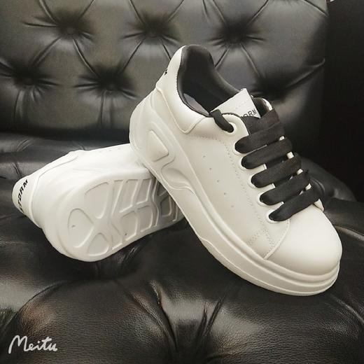 LFGJ6702  真皮时尚小白鞋低帮百搭松糕单鞋女 商品图3