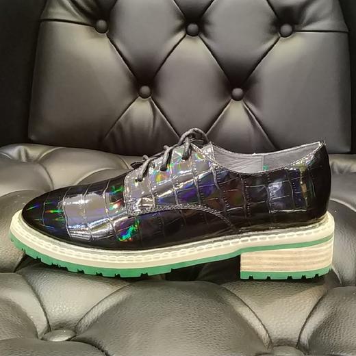 LFGJ 5502 中性复古漆皮石头纹女鞋 商品图7