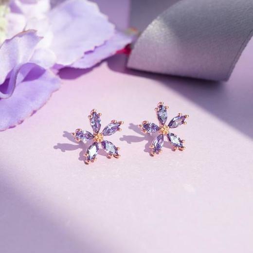 韩国Wingbling 银针紫色小花植物气质花卉耳钉Olive YoungJPY带授权招加盟代理 商品图1