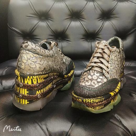 LFGJ  6420设计师款鱼皮与马毛拼接厚底增高鞋 商品图3