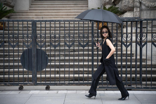 S2臣禾 蝴蝶结马甲外套 9211021176【奥莱】 商品图5