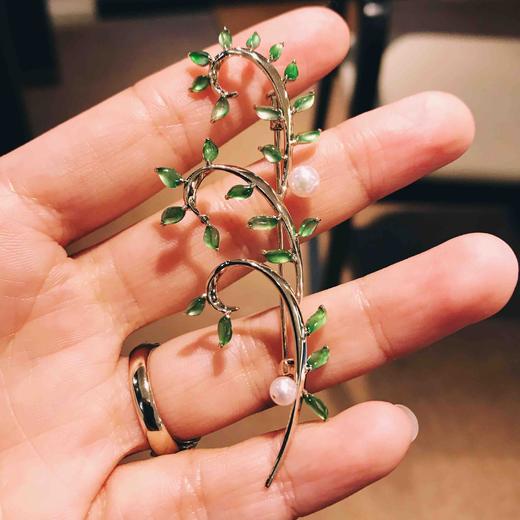 【珝设计】蔓 珍珠翡翠胸针 商品图3