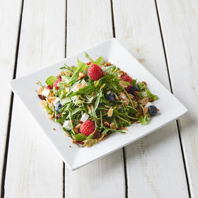 新鲜树莓时蔬色拉Green Salad with Citrus
