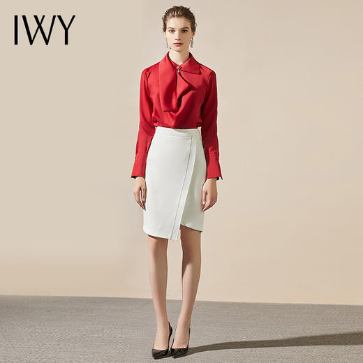 IWY/修身红色衬衫女长袖套头红衬衣职业装ol上衣女打底衫白色半裙3B18311+S8308 商品图1