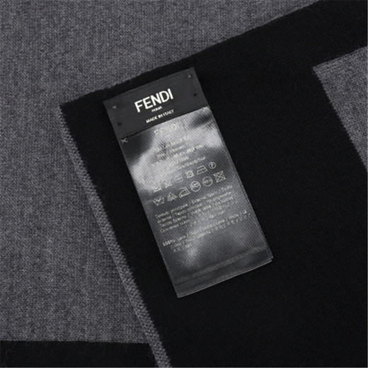芬迪 FENDI (vetrina) FENDI SCARF 围巾JPY带授权招加盟代理 商品图2