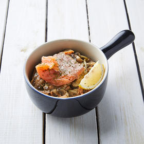 牛肝菌白酱熏三文鱼意面