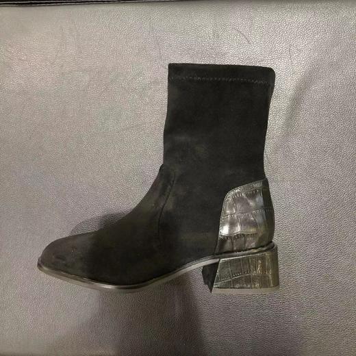 LFGJ 7804 时尚设计师款弹力袜靴低跟舒适时尚女靴 商品图1