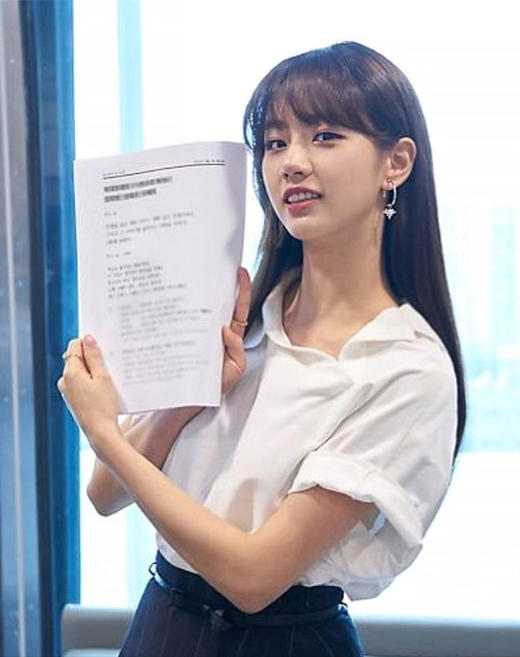 韩国Wingbling惠利金宝罗明星同款钛针翼记忆金色耳环Olive YoungJPY带授权招加盟代理 商品图0