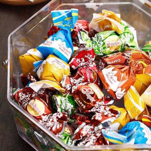 意大利罗素莎什锦果仁软心巧克力礼盒600g/042579 丰富多样的口味量贩装 商品图1