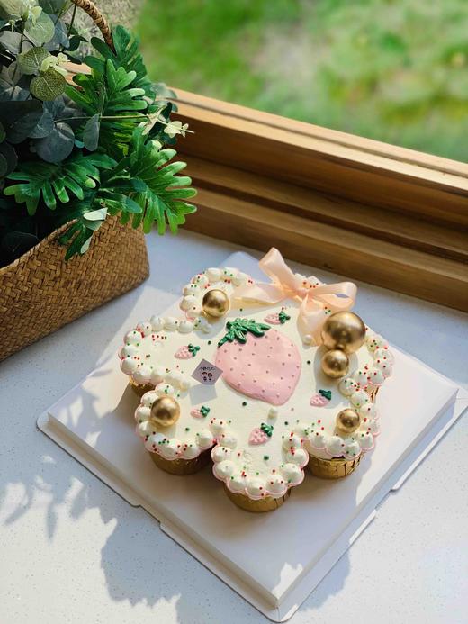 奶油纸杯拼四寸奶油蛋糕 下单前请仔细阅读商品详情 商品图0