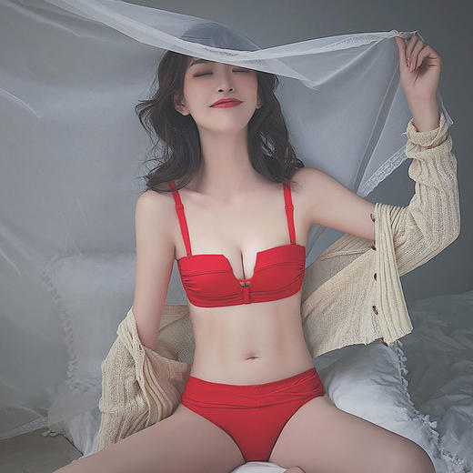 大红色结婚季本命年小胸聚拢无钢圈甜美少女文胸罩内衣内裤套装 商品图3