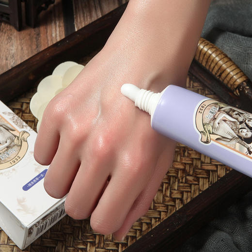 上海女人薰衣草舒润柔嫩护手霜55ml 商品图3