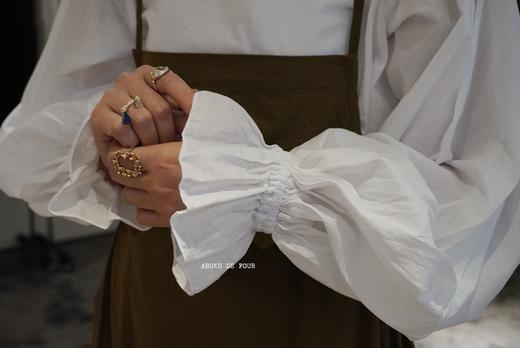 FRANCESCA多色喇叭袖上衣 商品图8