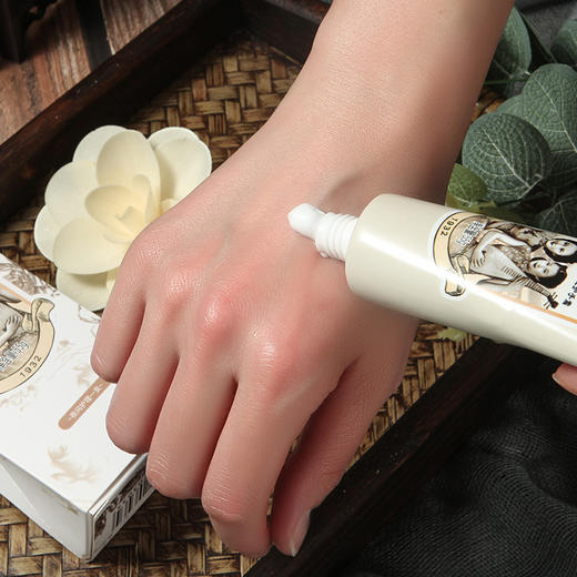 上海女人夜来香雪肤保湿护手霜55ml 商品图4