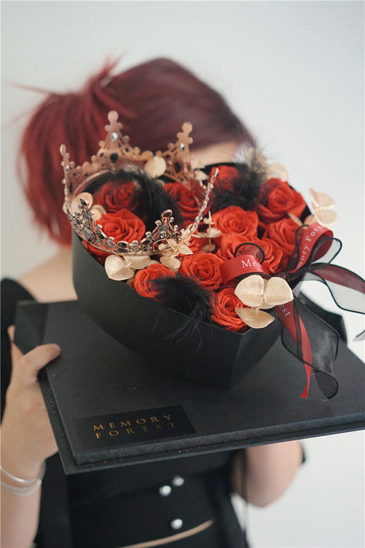 皇冠女神花盒·永生花（11朵红玫瑰）我爱你,每一天 商品图3