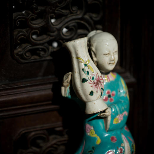 清代 粉彩侍女花瓶壁瓶 商品图2