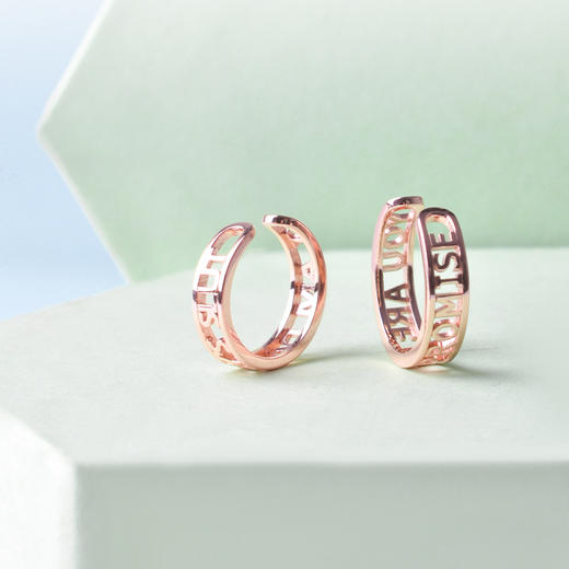 SM戒指 情侣纪念品 925银镀白金材质 商品图1