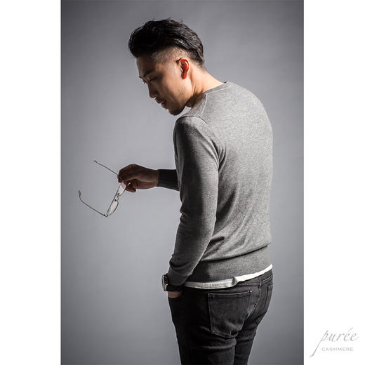 Puree｜#1989 ultra-light superfine basic sweater 超轻精纺纯羊绒基础男款毛衣 [藏蓝 / 绿 / 酒红 / 灰] 商品图10