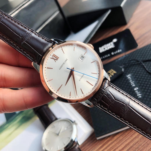 渠道货 万宝龙HERITAGE SPIRIT系列，黑色美洲鳄鱼皮表带 商品图3