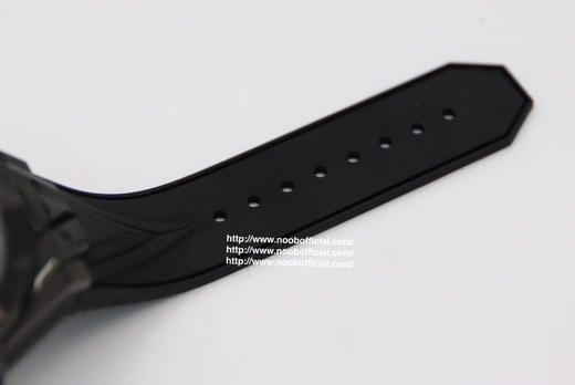 ZF全新爆品 陶瓷   全新Big Bang Sang Bleu II刺青二代腕表  恒宝 热门款 史上复杂陶瓷工艺重大突破 运用立体几何图形，呈现出精妙的浮雕效果和深邃质感 商品图5