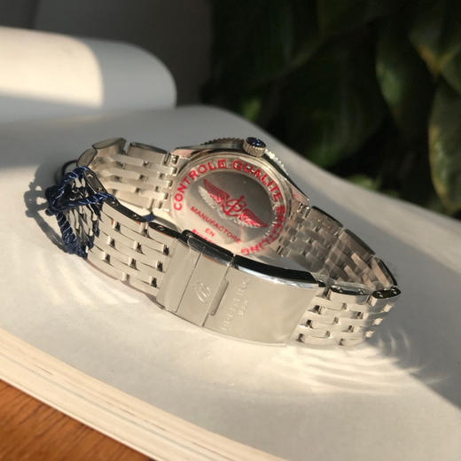 订制渠道货 新款到货～真的是美！表盘12粒真钻配以精致的彩色珍珠贝母表盘！！Breitling百年灵航空计时自动腕表 商品图5