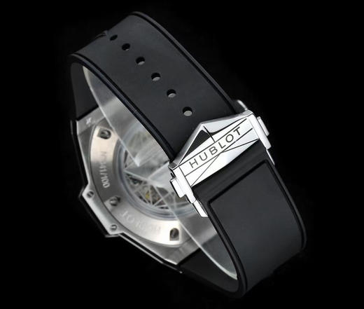 ZF全新爆品 陶瓷   全新Big Bang Sang Bleu II刺青二代腕表  恒宝 热门款 史上复杂陶瓷工艺重大突破 运用立体几何图形，呈现出精妙的浮雕效果和深邃质感 商品图11