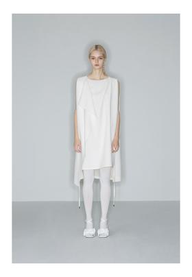 希腊雕塑褶连衣裙