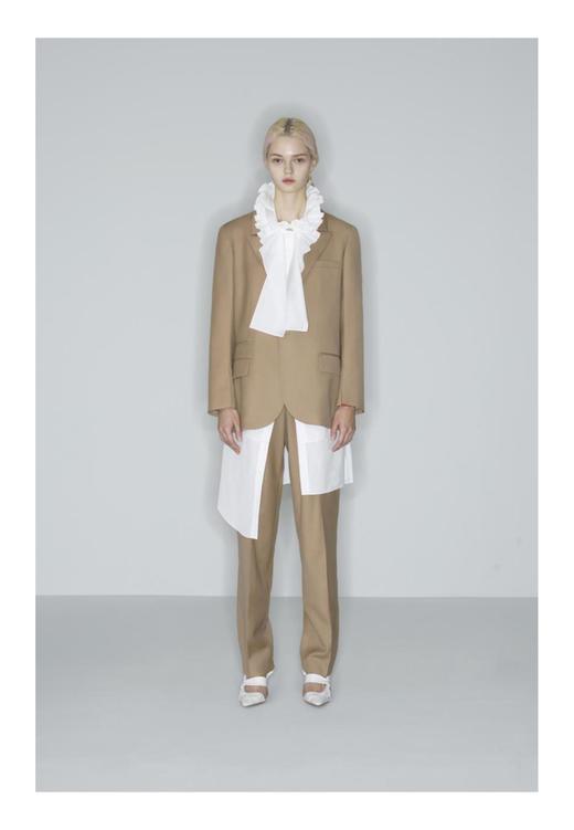 袖前开叉箱型西服 商品图1