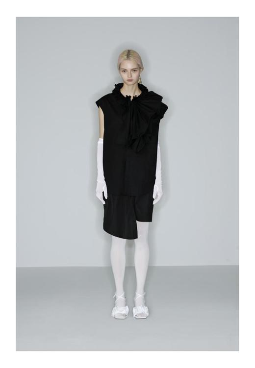 不对称溢边领无袖长款衬衫 商品图0