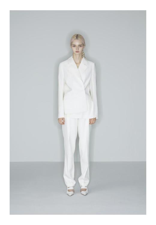 袖前开叉一粒扣西服 商品图1