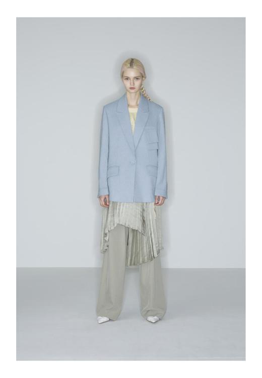 单兜飞片休闲西服 商品图1