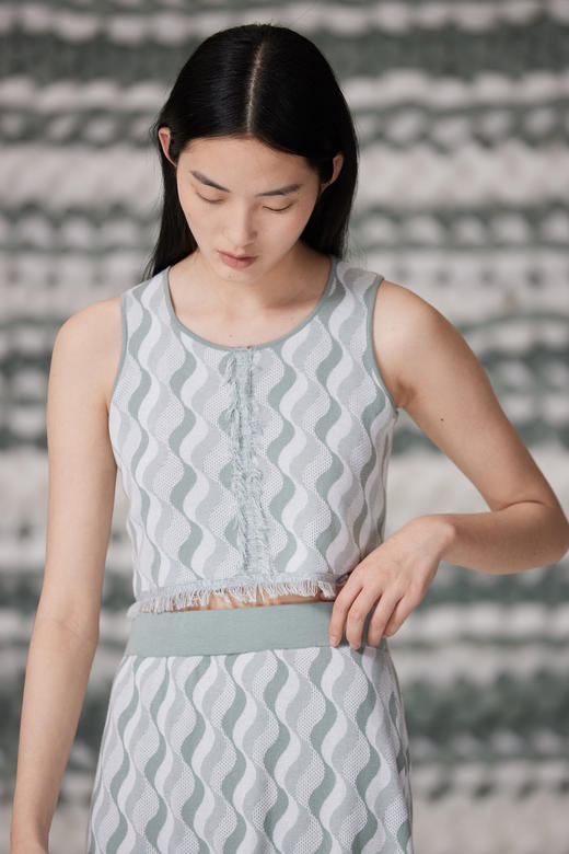 春夏 圆领波纹针织短款女背心 SJS93W053N 商品图1