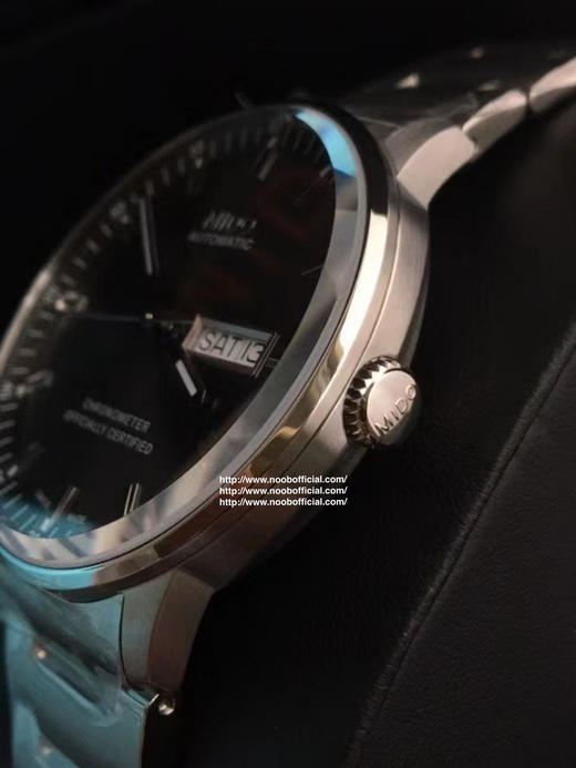 原单品质美度MIDO高端指挥官系列，自动机械男表，搭载2836机芯，40mm表径，蓝宝石玻璃，50m防水，大气设计渗透着美度一如既往的豁达与自信，一表一码三码一表。 商品图3