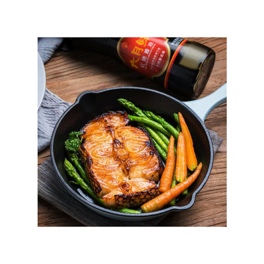 欣和六月鲜红烧酱油500ml 商品图1