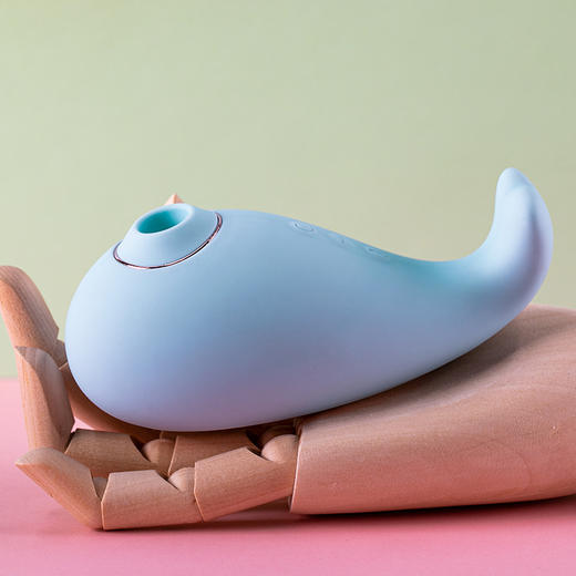 英国ZEMALIA探探鲸女性悦己玩具 司沃康SVAKOM小鲸鱼 亲肤柔软 高频振动 脉冲允吸欲罢不能 仿生舌舔 舒适愉悦体验 静音设计 商品图9