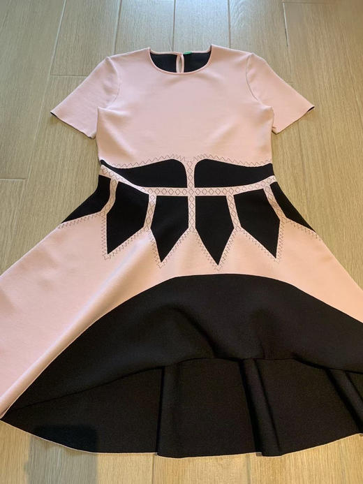 淡粉色针织连衣裙 商品图8