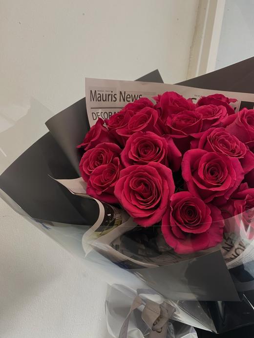 弗洛伊德/梦境【我自风情万种 与世无争】简小姐精选 A级稀有玫红色 兰蔻“御用玫瑰” 弗洛伊德9+1枝(防花损）2束包邮 下单5天发货 商品图1