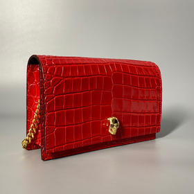 Alexander McQueen 亚历山大.麦昆 女士皮革鳄鱼皮压纹斜挎单肩骷髅链条包 红色 613088 1HB0G 6013